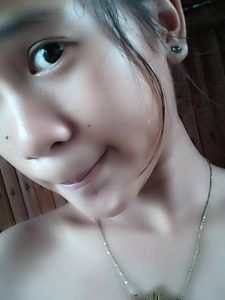 [001-02] Swimsuit girl include. I went to meet her which takes over half a day far away and then keep a good friendship, a teenage Filipina busty Pinay sent in large quantities of selfie images. [large quantities 725 images]