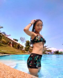 [002-01] Is she aspiring to be a model? A teenage Filipina girl sends a lot of images including school uniforms and swimsuits (including sideboob and underboob), but we are not a model production. Selfie images [super large amount 1,616 pics]