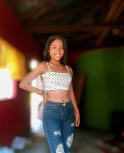 [002-01] Is she aspiring to be a model? A teenage Filipina girl sends a lot of images including school uniforms and swimsuits (including sideboob and underboob), but we are not a model production. Selfie images [super large amount 1,616 pics]