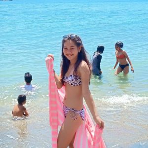 [006-01] 10代フィリピーナのビキニが眩しいっ！Grade9(JC3,14yo)なのに何故かマッチングアプリに登録できる不思議の国フィリピン。そしてガンガン送られてくる画像たち。【112pics】