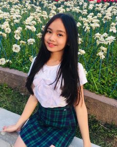 [010-01] 繋がれ！可愛い10代Pinayの友達の輪！可愛い子に可愛い子を紹介してもらうのが一番効率が良かったので、個人PVを持つ程の超絶可愛い子を紹介してもらった。の画像たち【pics332枚、おまけvids47本】